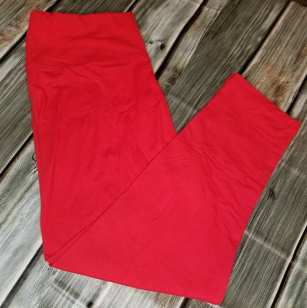 Solid Red Capri Leggings